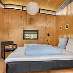 Amazing In With Kitchen Holiday home