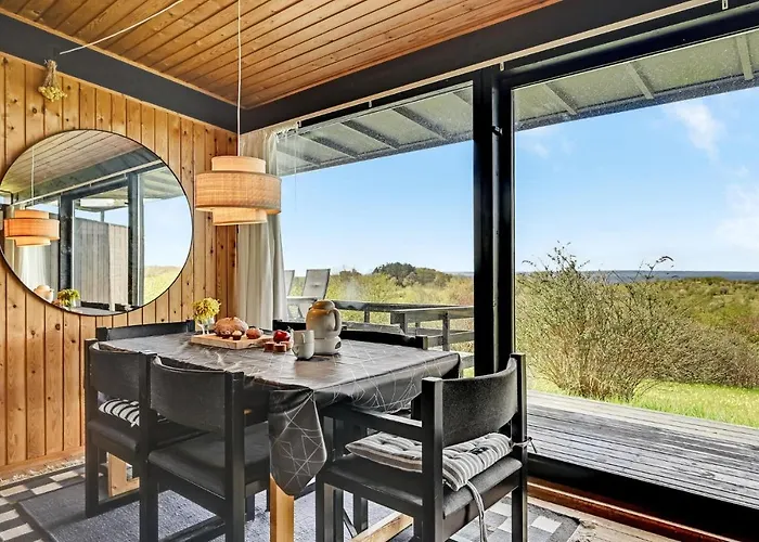 Amazing In With Kitchen
